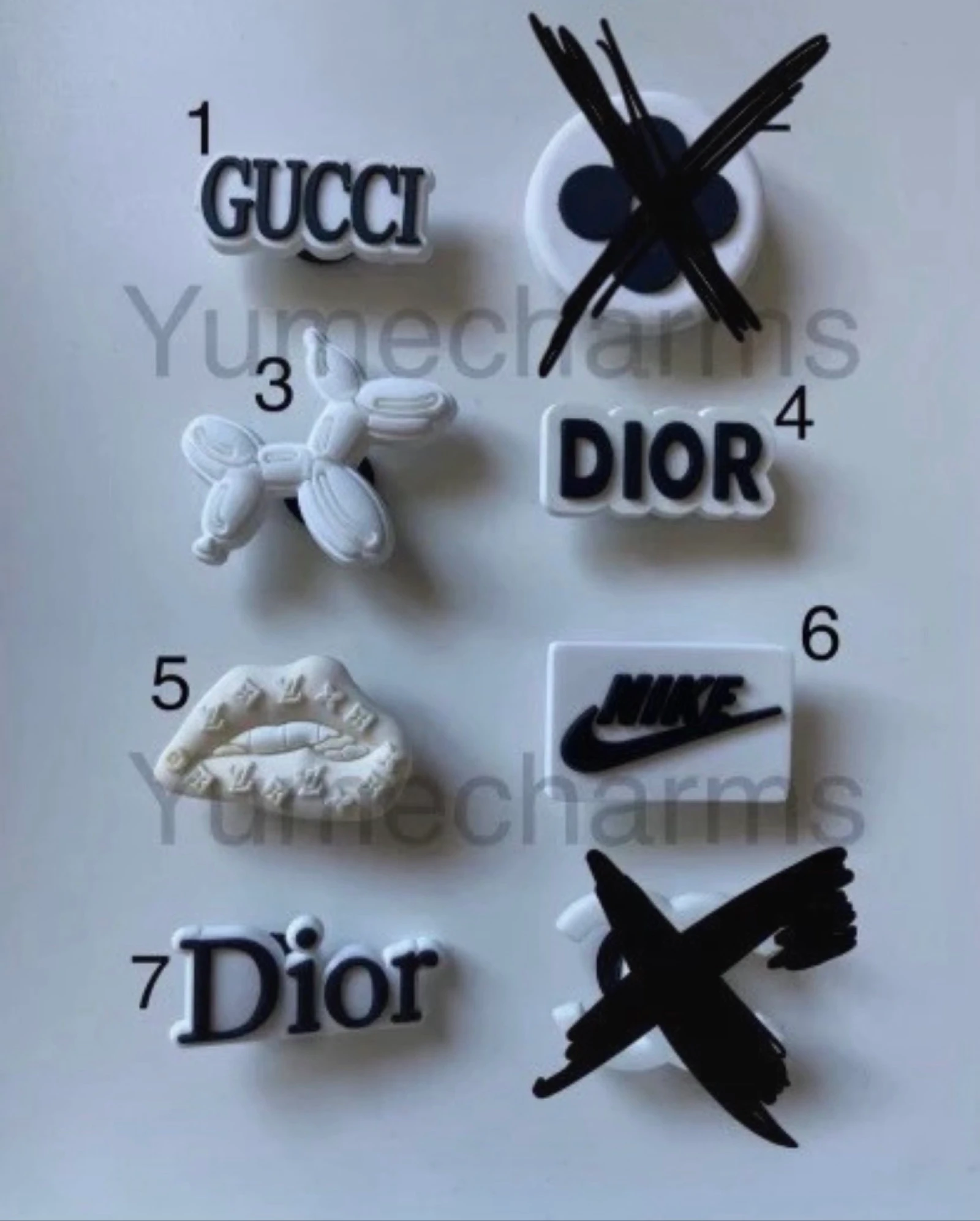 Crocs jibbitz charms wit